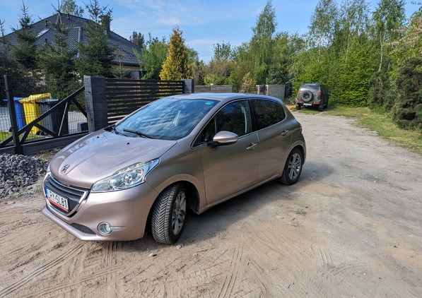 Peugeot 208 cena 22000 przebieg: 220000, rok produkcji 2014 z Dęblin małe 79